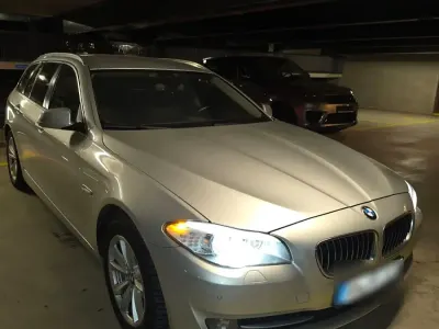 Gebraucht BMW 530 Comfort Edition 258 PS (189 kW) 2012 Silber Kombi