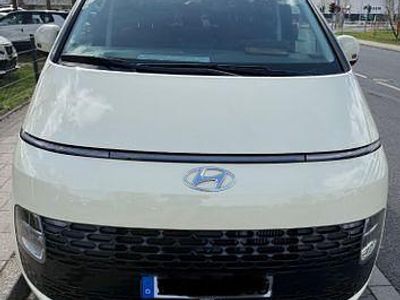 Gebraucht Hyundai Staria Trend 177 PS (130 kW) 2024 Schwarz Van / Kleinbus