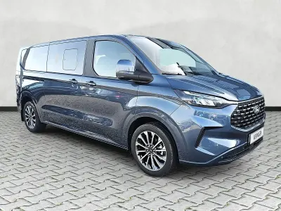 Neu Ford Tourneo Custom Titanium X 150 PS (110 kW) 2025 Chromeblue metallic Van