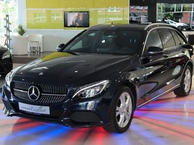 Gebraucht Mercedes C250 211 PS (155 kW) 2017 Cavansitblau Kombi