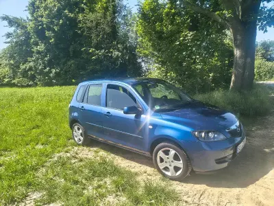 Gebraucht Mazda 2 80 PS (58 kW) 2007 Blau Kleinwagen
