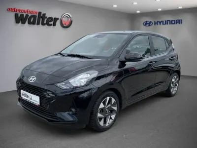 Gebraucht Hyundai i10 Trend 63 PS (46 kW) 2025 Schwarz Kleinwagen