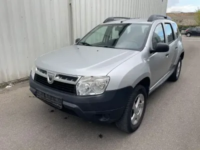 Gebraucht Dacia Duster Ambiance 105 PS (77 kW) 2011 Silber SUV