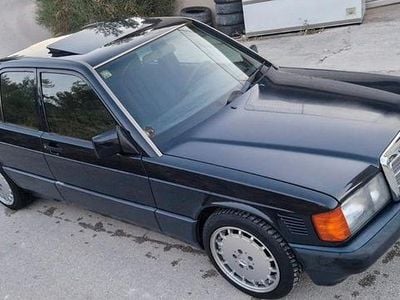 Gebraucht Mercedes 190 126 PS (92 kW) 1991 Schwarz Limousine