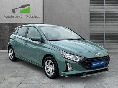 Neu Hyundai i20 Select 79 PS (58 kW) 2025 Grün Kleinwagen
