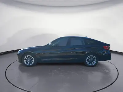 Gebraucht BMW 330 Gran Turismo Advantage 258 PS (189 kW) 2019 Schwarz Limousine