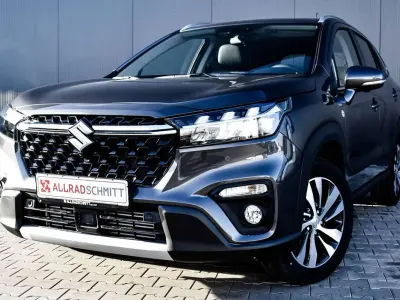 Gebraucht Suzuki SX4 S-Cross Comfort+ 116 PS (85 kW) 2024 Titan dark gray pearl metallic SUV