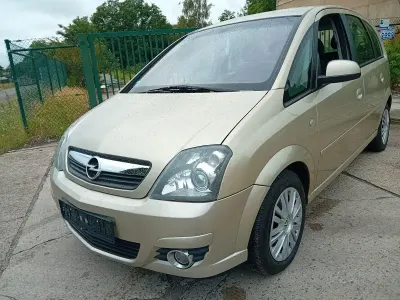 Gebraucht Opel Meriva 105 PS (77 kW) 2009 Beige Van / Kleinbus