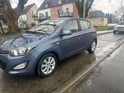 Gebraucht Hyundai i20 86 PS (63 kW) 2013 Kleinwagen