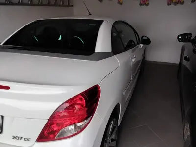 Gebraucht Peugeot 207 CC Roland Garros 120 PS (88 kW) 2012 Weiß Cabrio