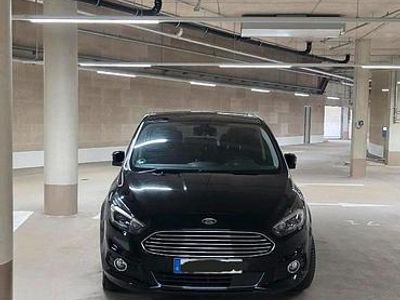 Usata Ford S-MAX S 180 CV (132 kW) 2017 Nero Monovolume