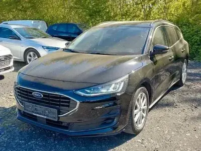 Gebraucht Ford Focus Cool & Connect 120 PS (88 kW) 2022 Schwarz Kombi