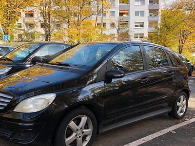 Mercedes B180