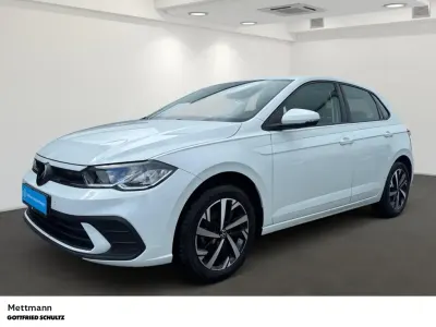 Gebraucht VW Polo Life 95 PS (69 kW) 2024 Weiss Kleinwagen
