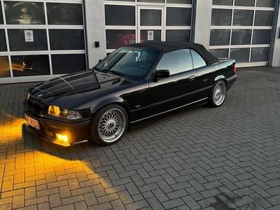 BMW 318 Cabriolet