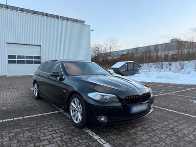 Usata BMW 525 Sport Line 218 CV (160 kW) 2011 Nero Station wagon
