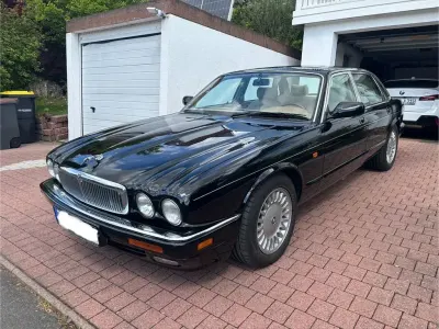 Gebraucht Jaguar XJ12 311 PS (228 kW) 1995 Schwarz Limousine