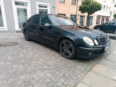 Mercedes E270