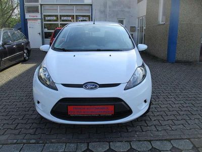 Usata Ford Fiesta Trend 60 CV (44 kW) 2010 Bianco Utilitaria