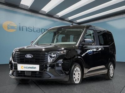 Neu Ford Tourneo Courier 125 PS (91 kW) 2025 Schwarz Van / Kleinbus