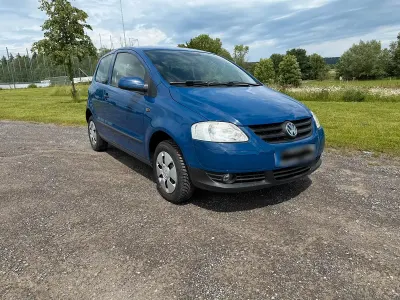 Gebraucht VW Fox 55 PS (40 kW) 2006 Blau Kleinwagen