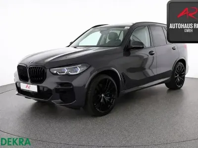 Gebraucht BMW X5 M50 Sport Line 530 PS (389 kW) 2023 Dravitgrau SUV