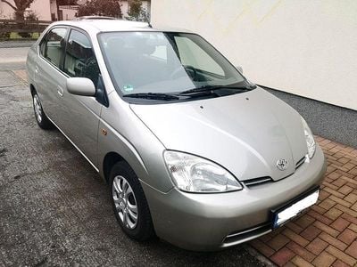 Gebraucht Toyota Prius 111 PS (81 kW) 2001 Silber Kleinwagen