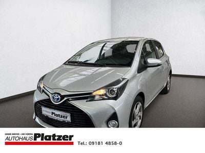 Gebraucht Toyota Yaris Hybrid Comfort 101 PS (74 kW) 2015 Silber Limousine