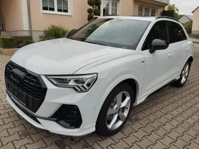 Gebraucht Audi Q3 S-Line 245 PS (180 kW) 2025 Gletscherweiss SUV