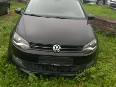 Gebraucht VW Polo R 68 PS (50 kW) 2011 Schwarz Kleinwagen