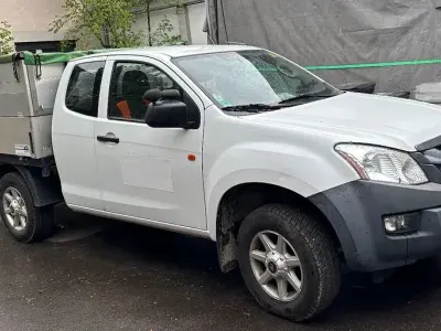 Käytetty Isuzu D-Max