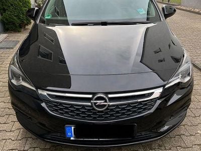 Gebraucht Opel Astra Innovation 125 PS (91 kW) 2018 Schwarz Kombi