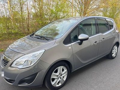 Usata Opel Meriva Innovation 101 CV (74 kW) 2011 Beige Monovolume