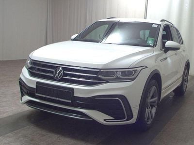 Gebraucht VW Tiguan R-line 200 PS (147 kW) 2022 Pure white (metallic) SUV