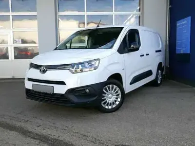 Gebraucht Toyota Proace Comfort 131 PS (96 kW) 2022 Weiß Van / Kleinbus