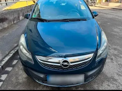 Usata Opel Corsa 87 CV (63 kW) 2013 Blu Utilitaria