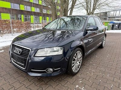 Gebraucht Audi A3 Sport 105 PS (77 kW) 2011 Blau Kleinwagen