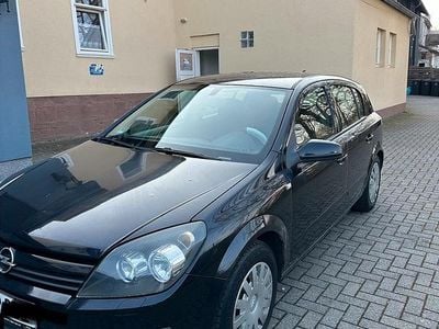Gebraucht Opel Astra 125 PS (91 kW) 2004 Schwarz Limousine