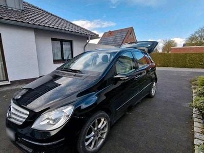 Gebraucht Mercedes 200 240 PS (176 kW) 2005 Schwarz Kleinwagen