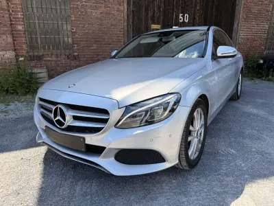 Gebraucht Mercedes C180 156 PS (114 kW) 2016 Iridiumsilber  metalliclack Limousine
