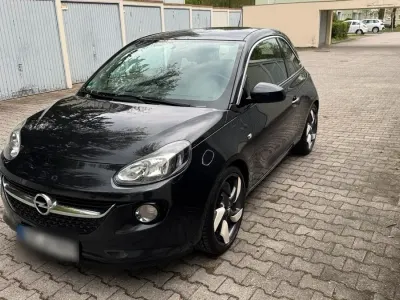 Gebraucht Opel Adam 69 PS (50 kW) 2013 Schwarz Kleinwagen