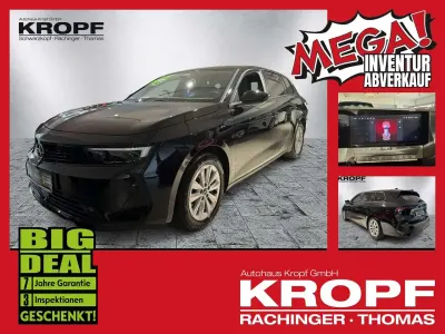 Gebraucht Opel Astra Edition 110 PS (80 kW) 2024 Lackierung schwarz perla nera/ Kombi