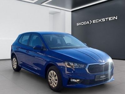 Nouă Skoda Fabia Essence 95 CP (69 kW) 2026 Albastru Hatchback