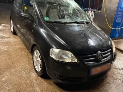 Używany VW Fox 54 KM (39 kW) 2006 Czarny Hatchback