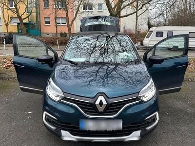 Usata Renault Captur LIMITED 118 CV (86 kW) 2018 Blu SUV
