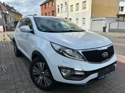 Gebraucht Kia Sportage Spirit 136 PS (100 kW) 2015 Weiß SUV