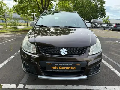Gebraucht Suzuki SX4 Style 120 PS (88 kW) 2013 Braun SUV