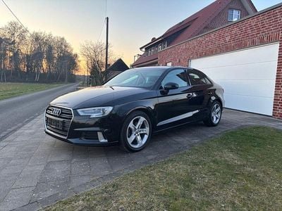 Gebraucht Audi A3 Sport 116 PS (85 kW) 2018 Schwarz Limousine