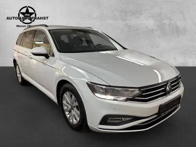 Gebraucht VW Passat Business 150 PS (110 kW) 2023 Weiß Kombi