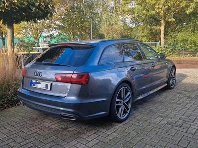Grau Gebraucht 2016 Audi A6 Black Edition Kombi | 19.500 € (Fairer Preis)